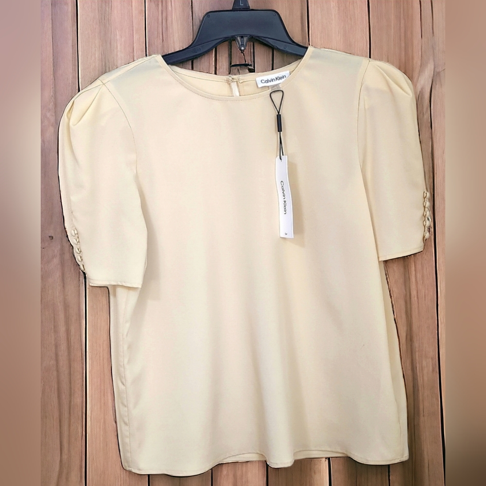 Calvin Klein Top! Brand New! Lightweight with Buttoned Sleeves, 2-Sizes: M/L